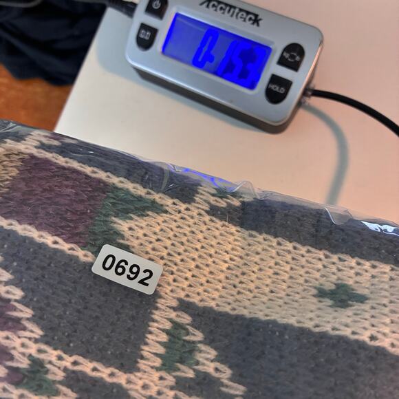 Vintage Hennessy Van Heusen Pullover Sweater Men's Medium Geometric Block Nordic - Picture 12 of 12